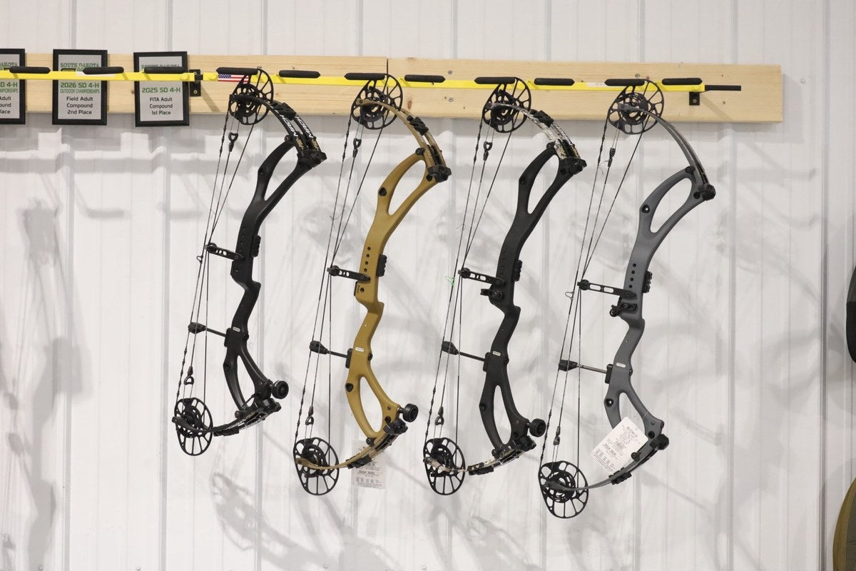 PSE Carbon Bow Drawing 4 winners