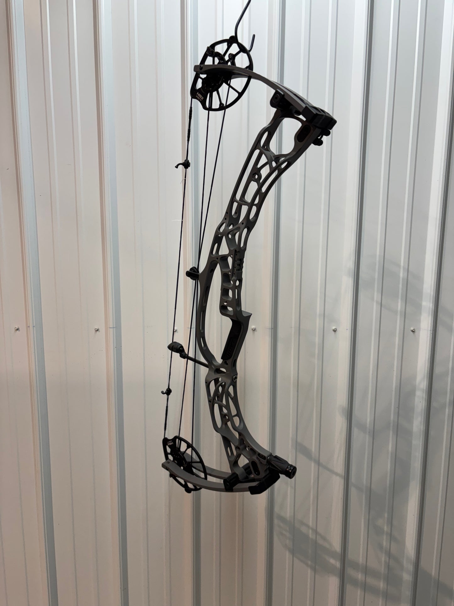 2024 Hoyt Alpha 32