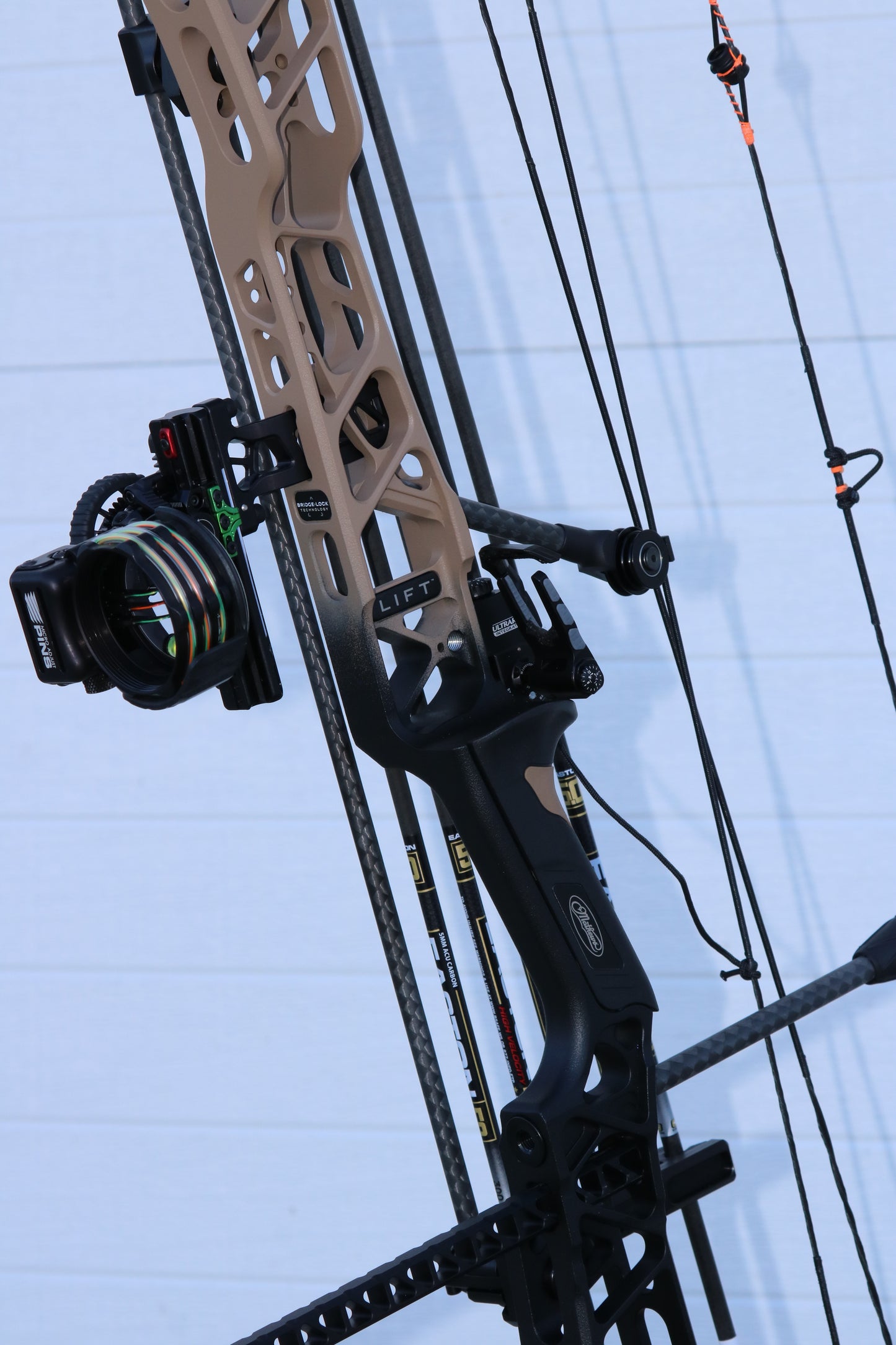 Mathews Lyft RS/29.5/33/XD Custom Build this is a Turn Key package